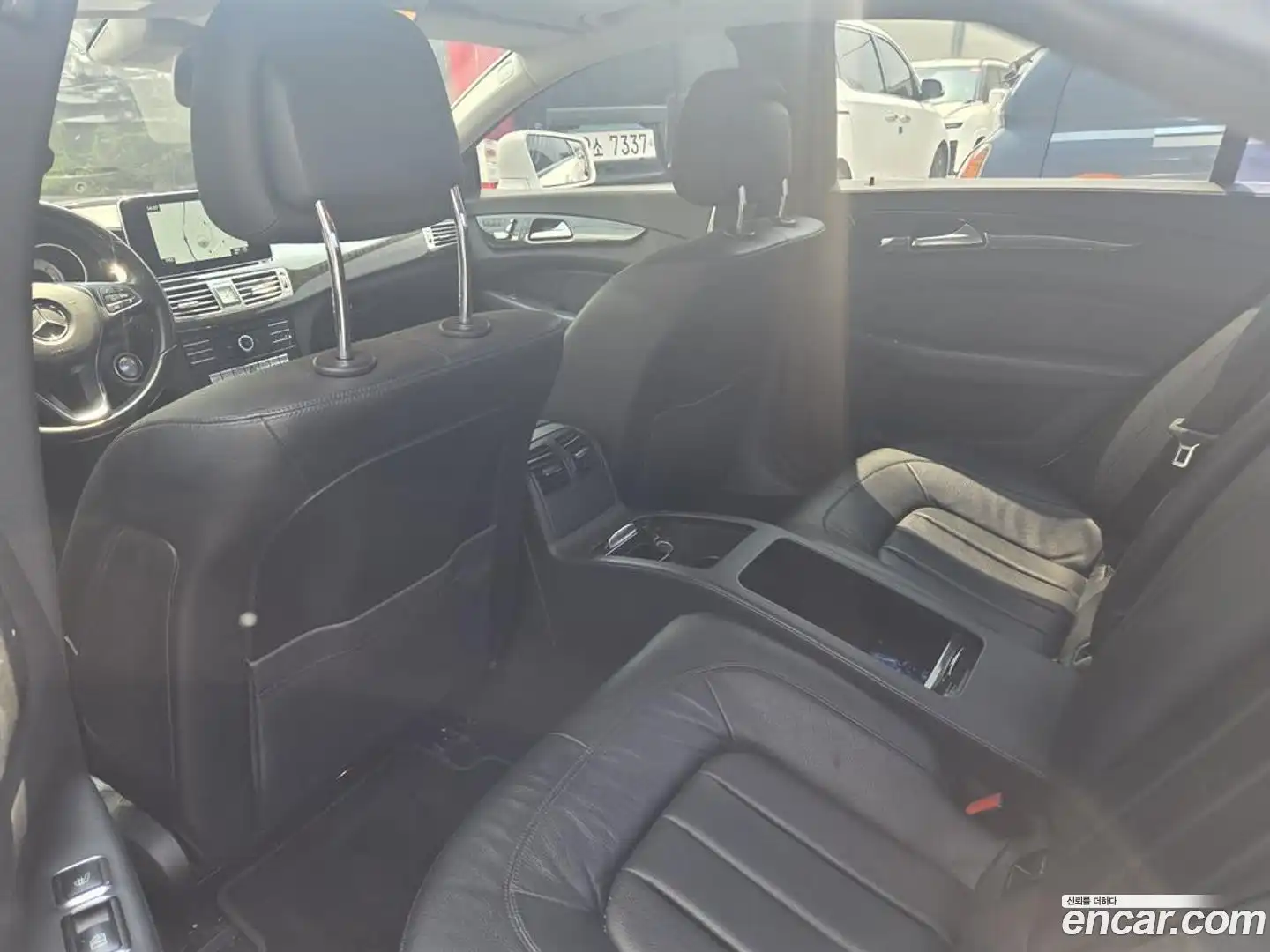 CLS-Class Mercedes-Benz 2016.3-INNER-007