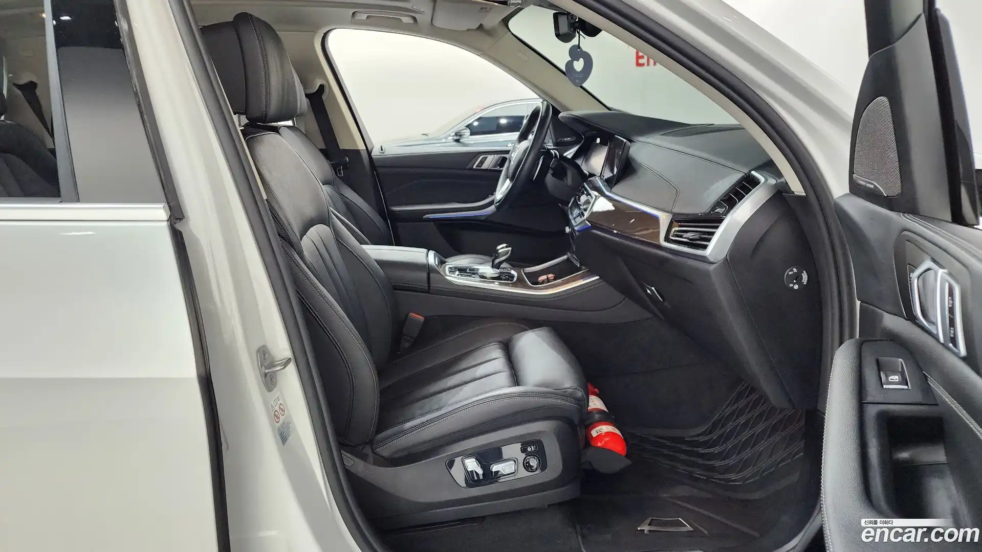 X5 BMW 2021.0-INNER-036