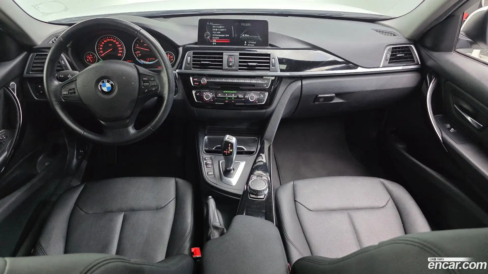 3-Series BMW 2016.1-INNER-007