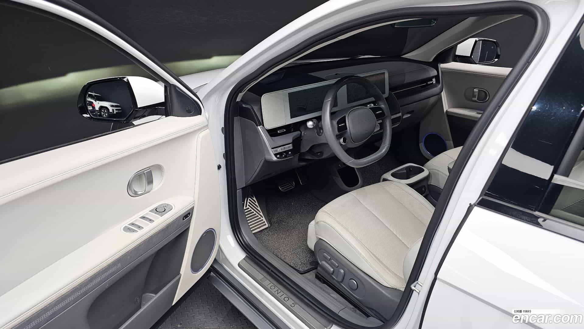 Ioniq5 Hyundai 2022.2-INNER-010