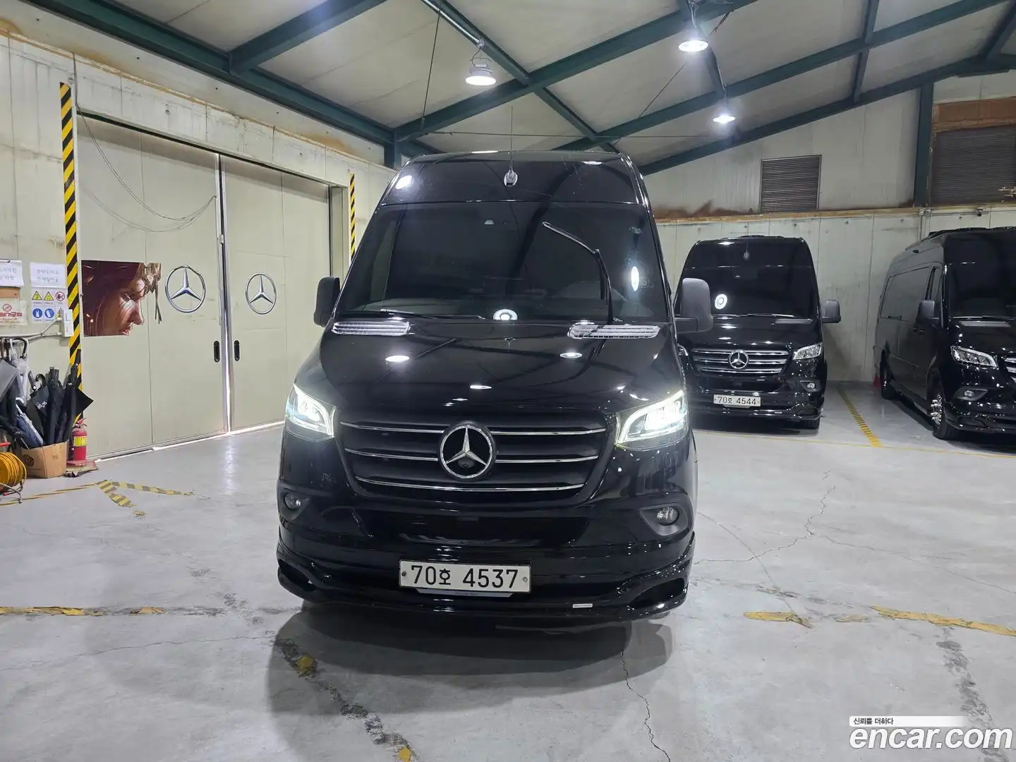 Sprinter Mercedes-Benz 2019.9-OUTER-003