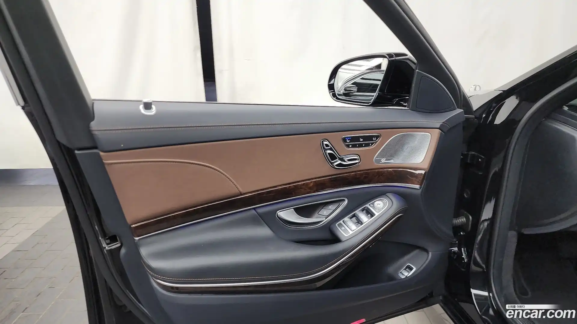 S-Class Mercedes-Benz 2020.8-INNER-034