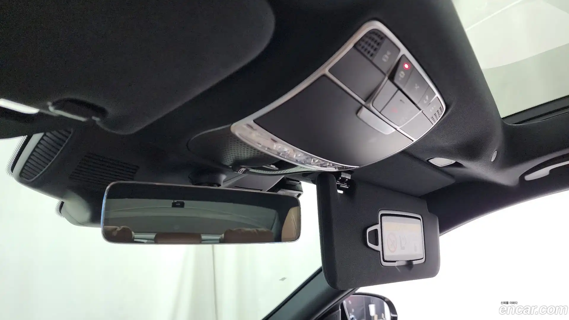 S-Class Mercedes-Benz 2020.8-OPTION-040