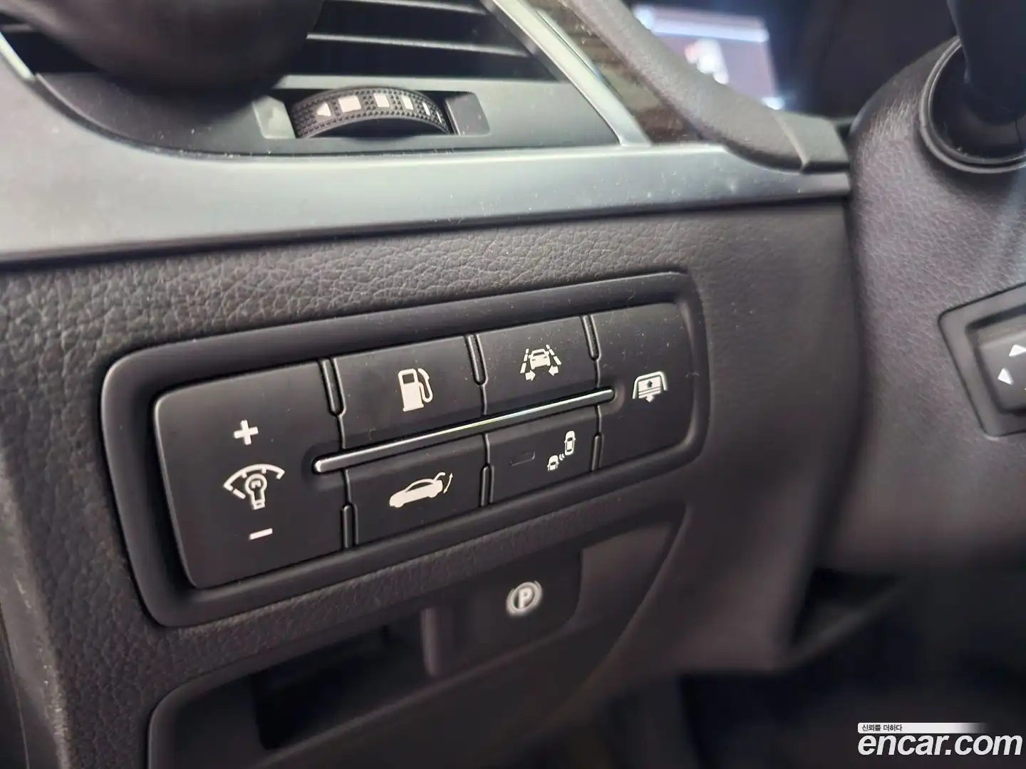G80 Genesis 2016.10-INNER-007