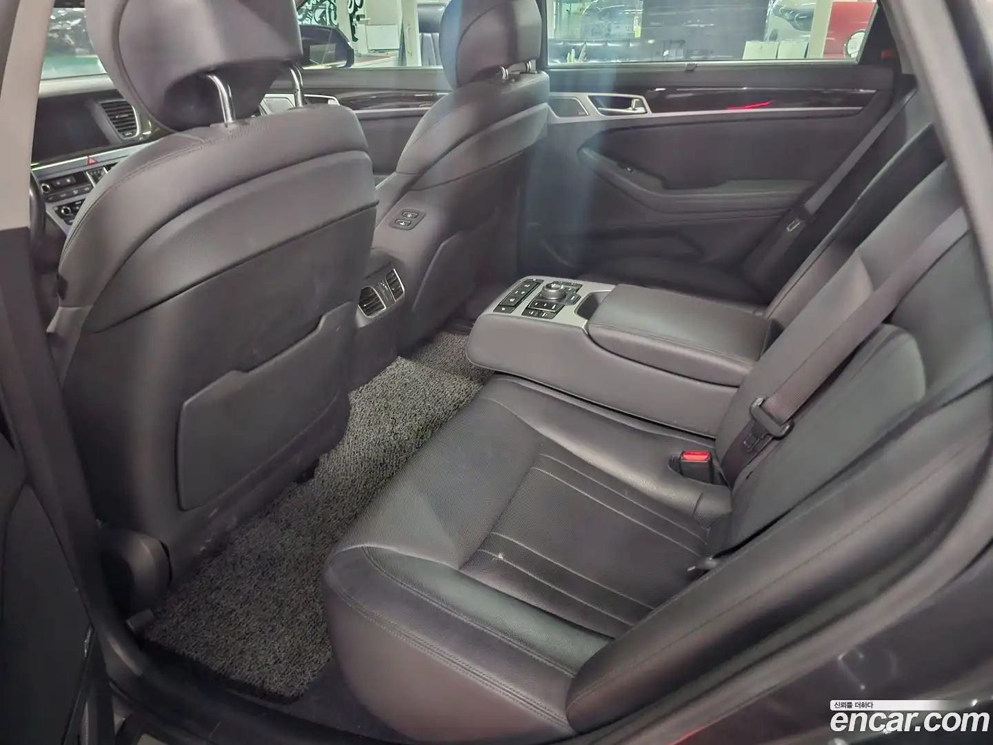 G80 Genesis 2016.10-INNER-010