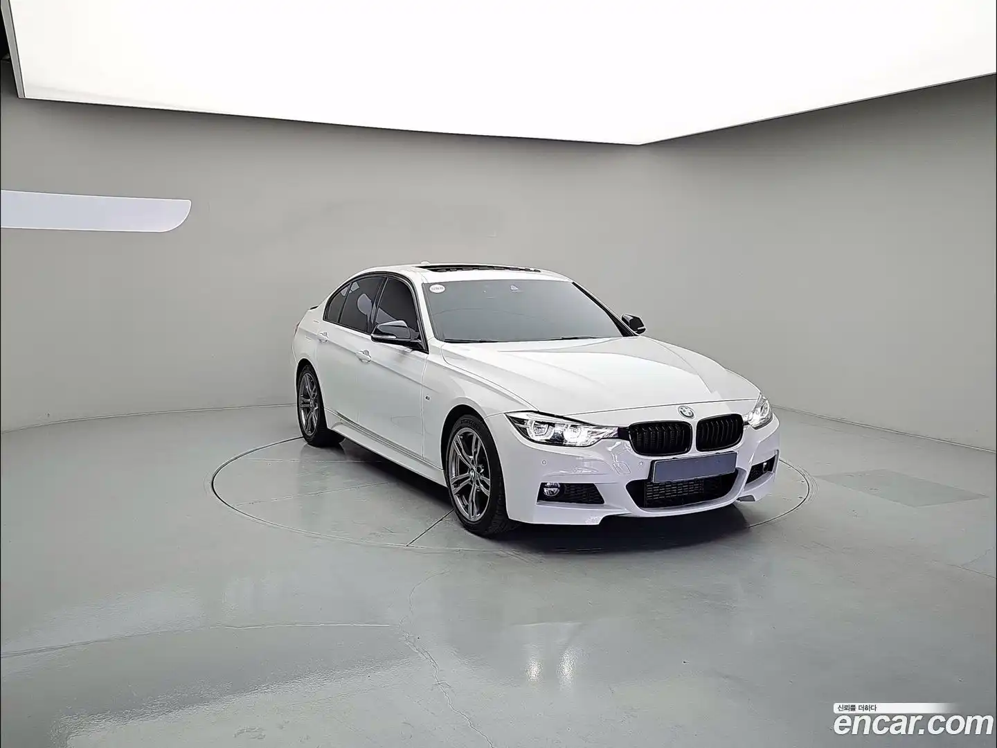 3-Series BMW 2018.11-OUTER-003