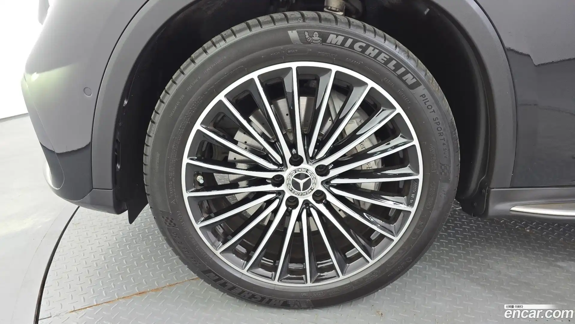 GLC-Class Mercedes-Benz 2025.6-OUTER-005
