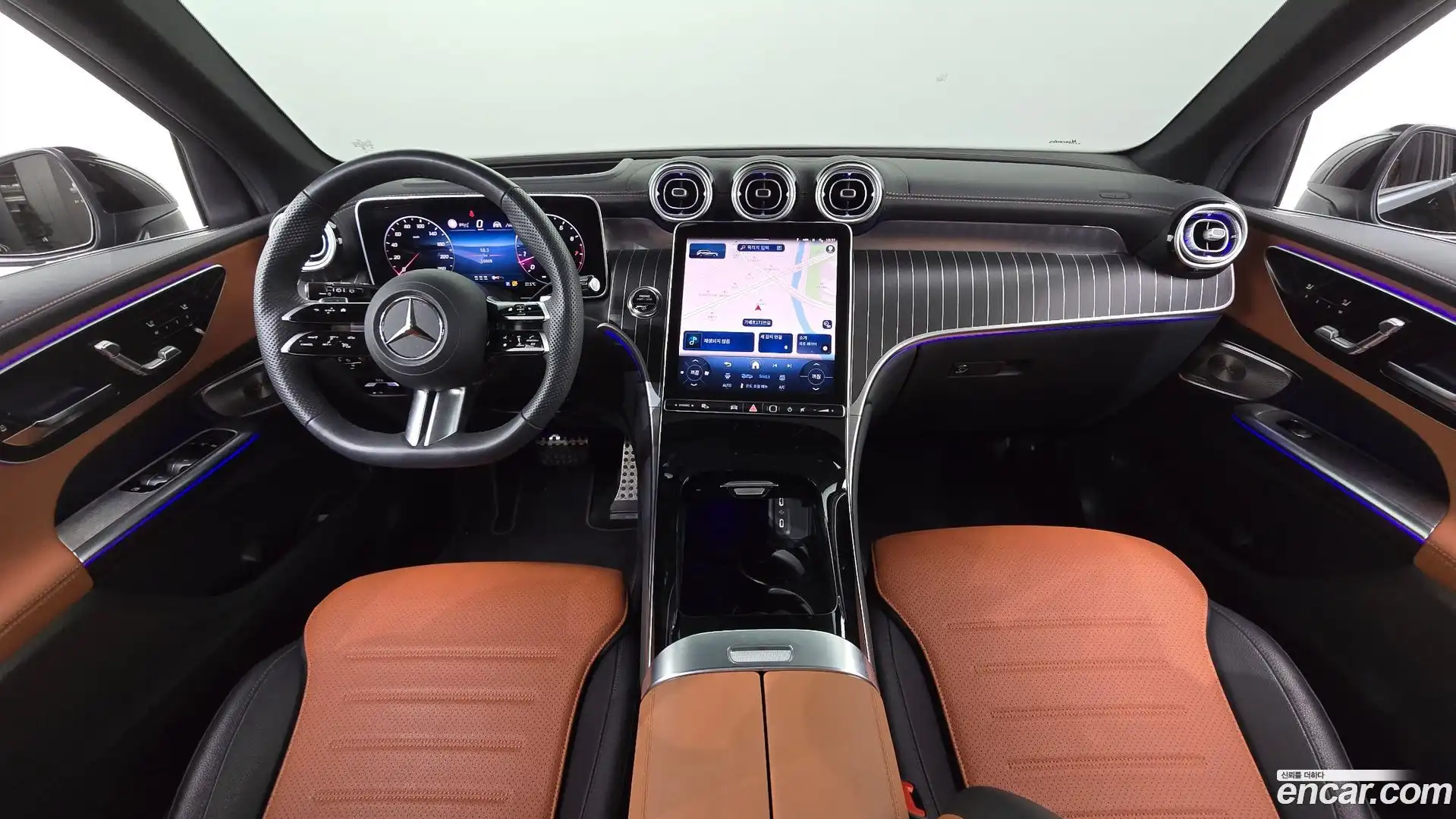 GLC-Class Mercedes-Benz 2025.6-INNER-007