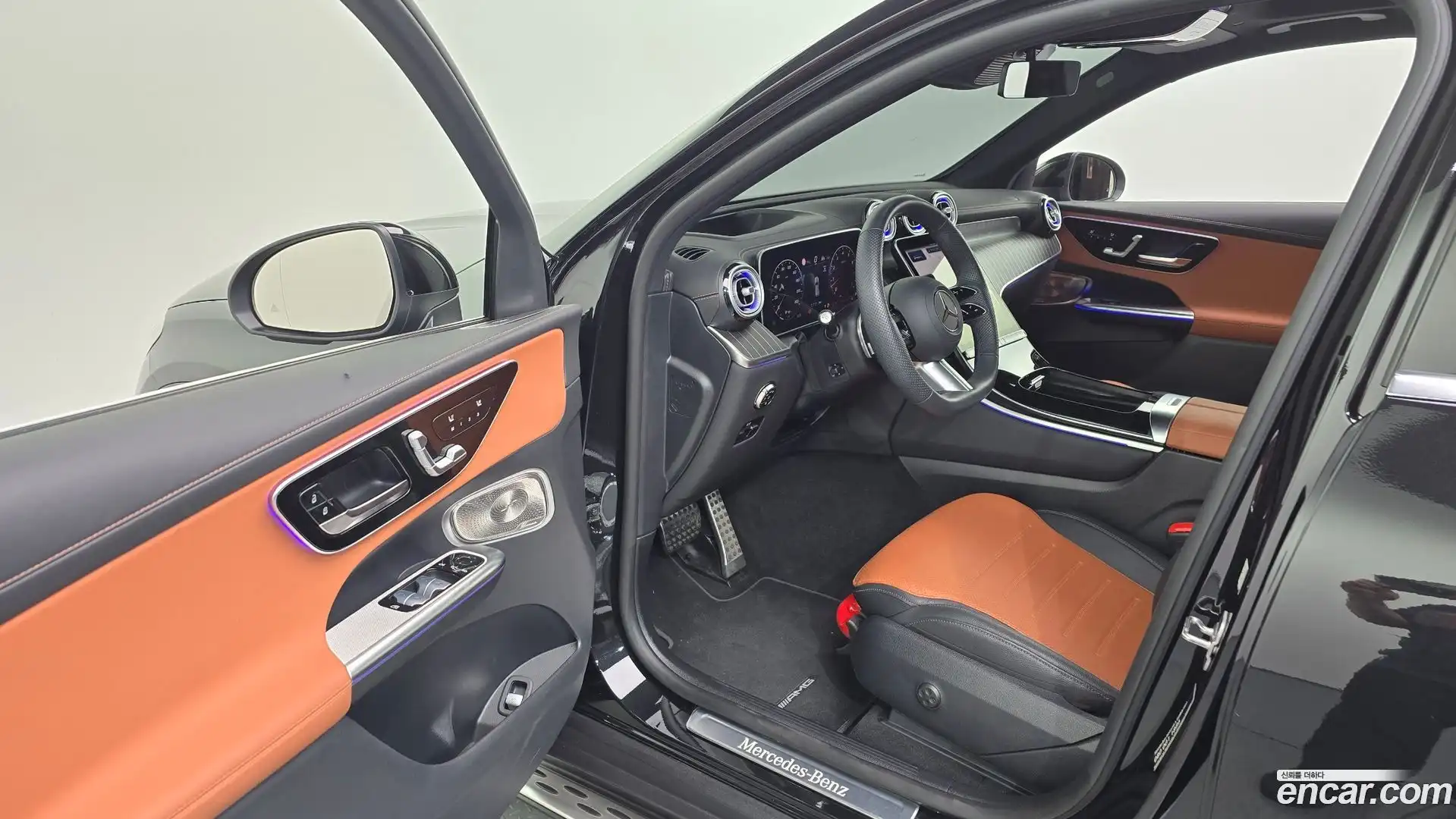 GLC-Class Mercedes-Benz 2025.6-INNER-010