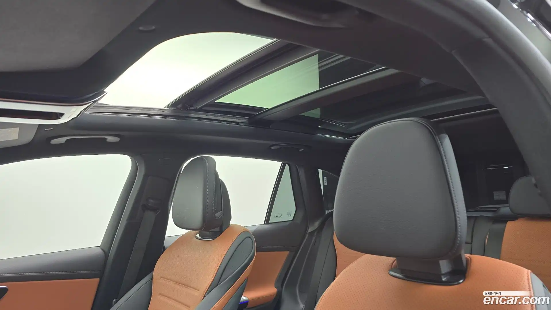 GLC-Class Mercedes-Benz 2025.6-OPTION-020