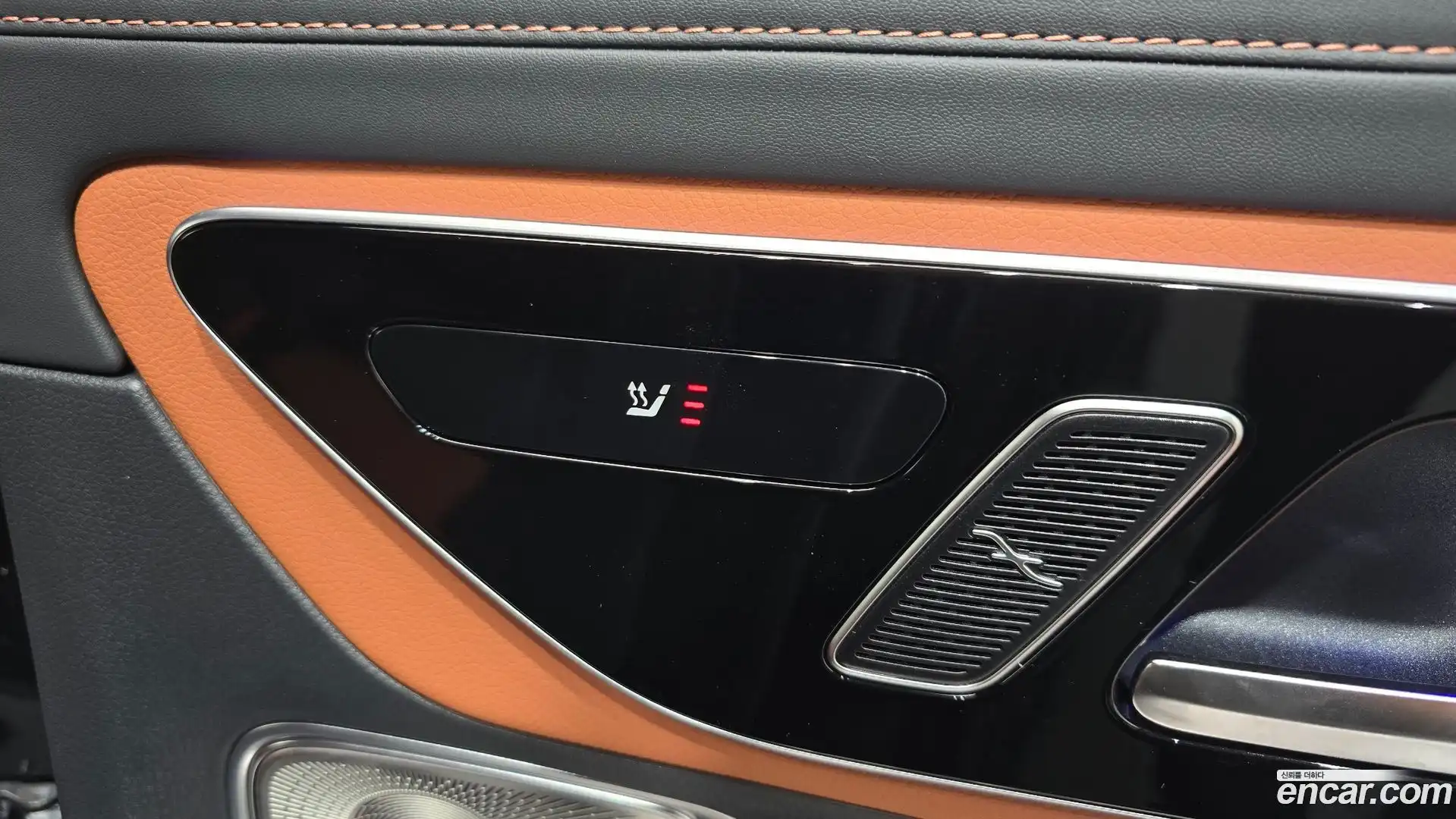 GLC-Class Mercedes-Benz 2025.6-OPTION-023