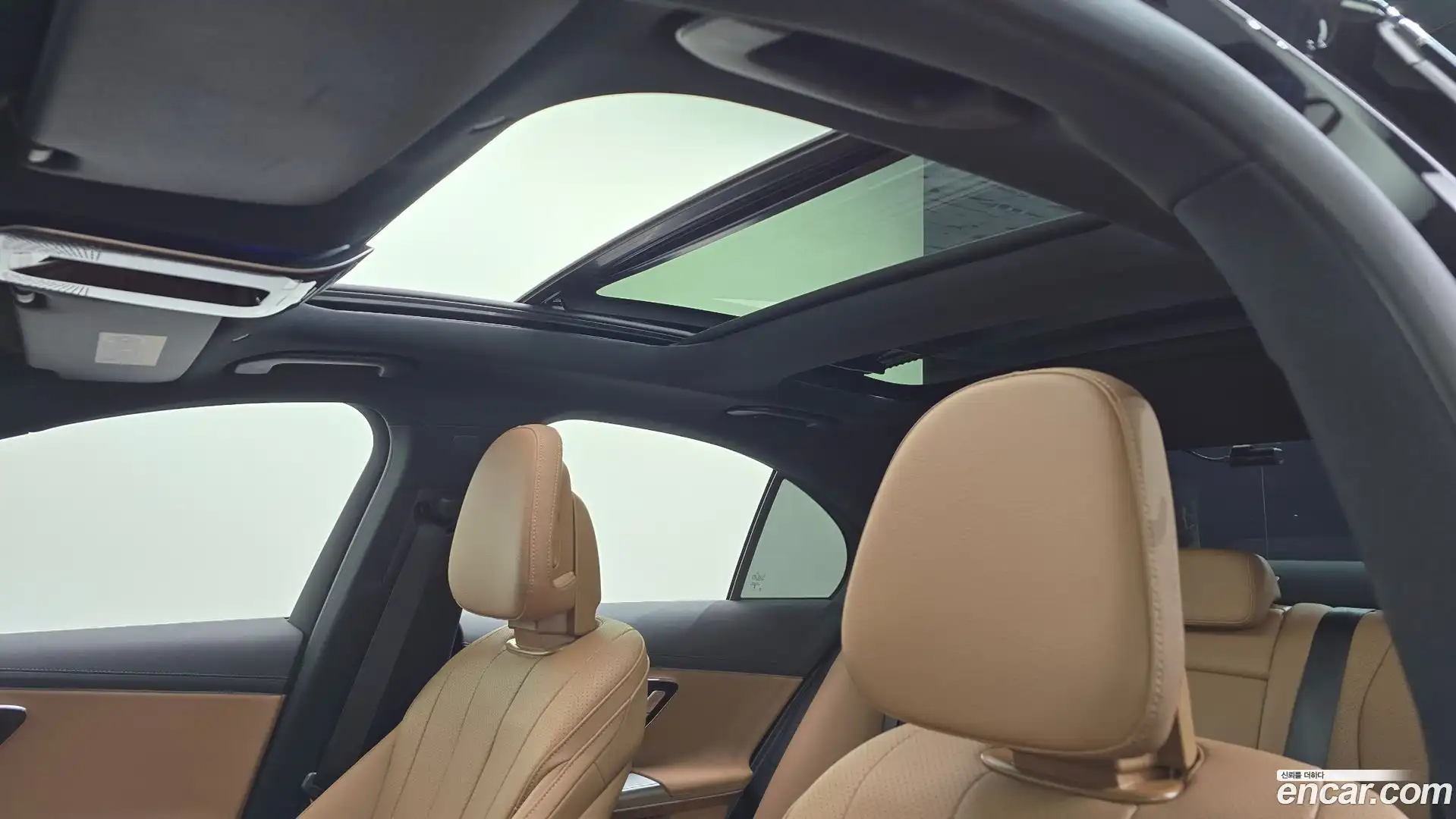 E-Class Mercedes-Benz 2025.6-OPTION-020