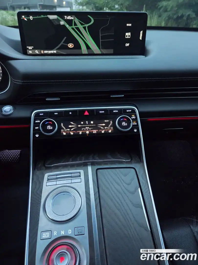 GV80 Genesis 2021.0-INNER-010