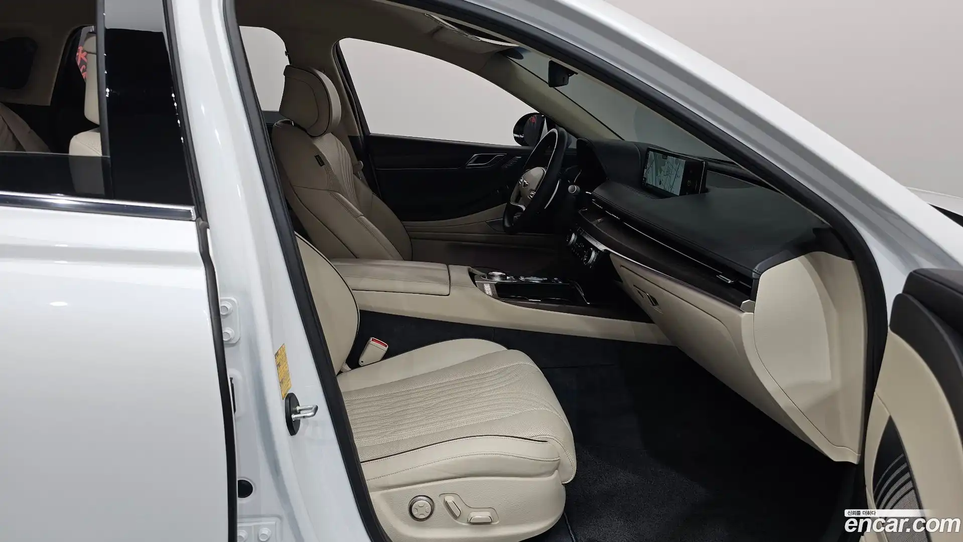 G80 Genesis 2020.11-INNER-036