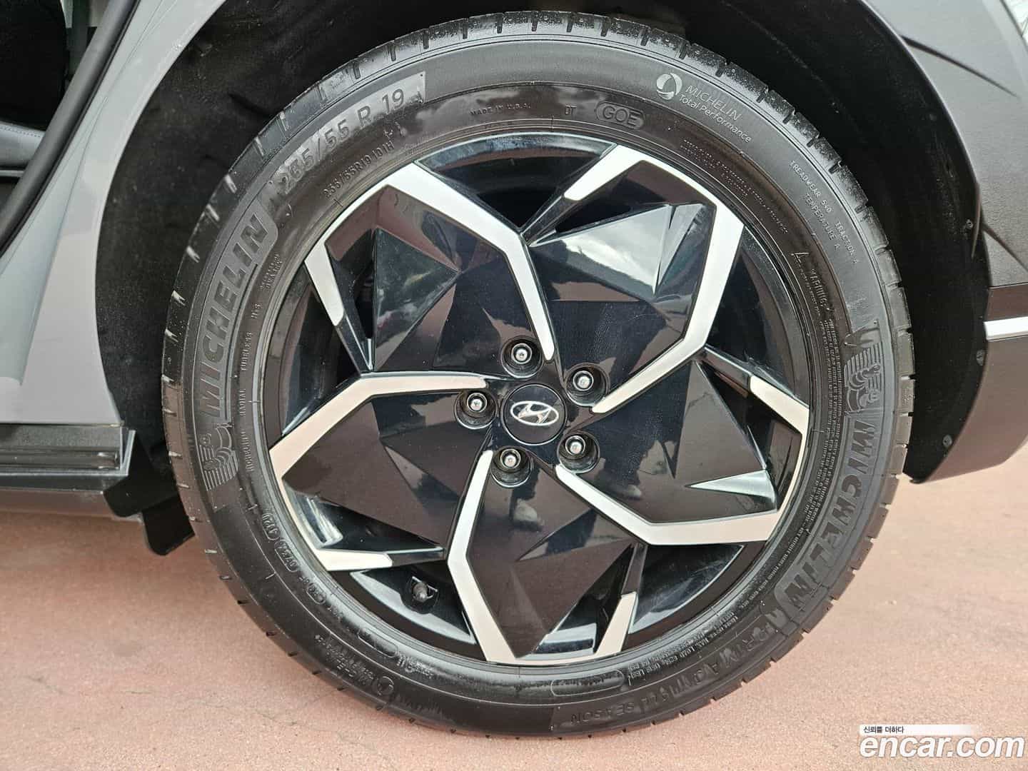 Ioniq5 Hyundai 2021.4-OUTER-005