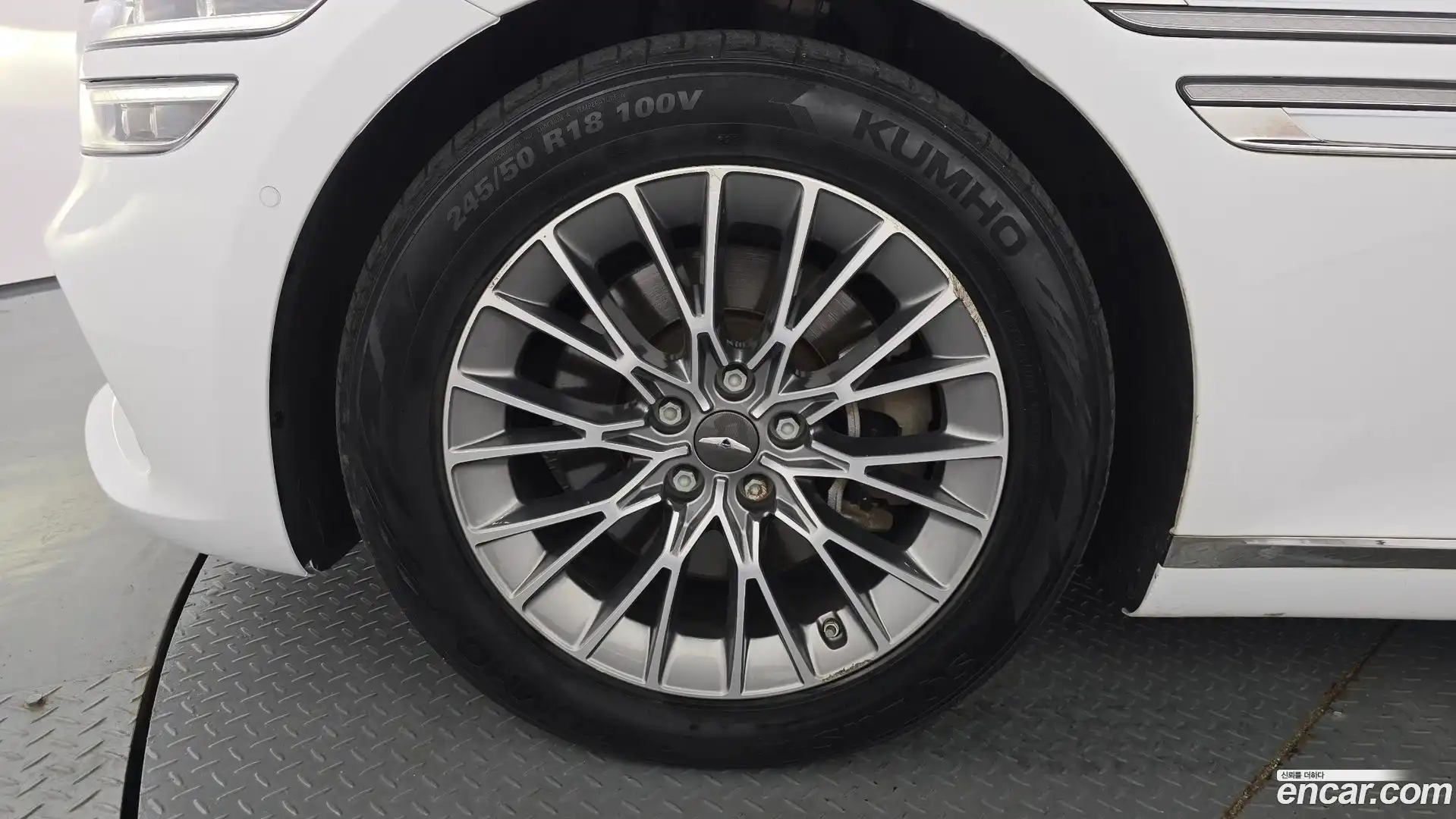 G80 Genesis 2020.3-OUTER-005