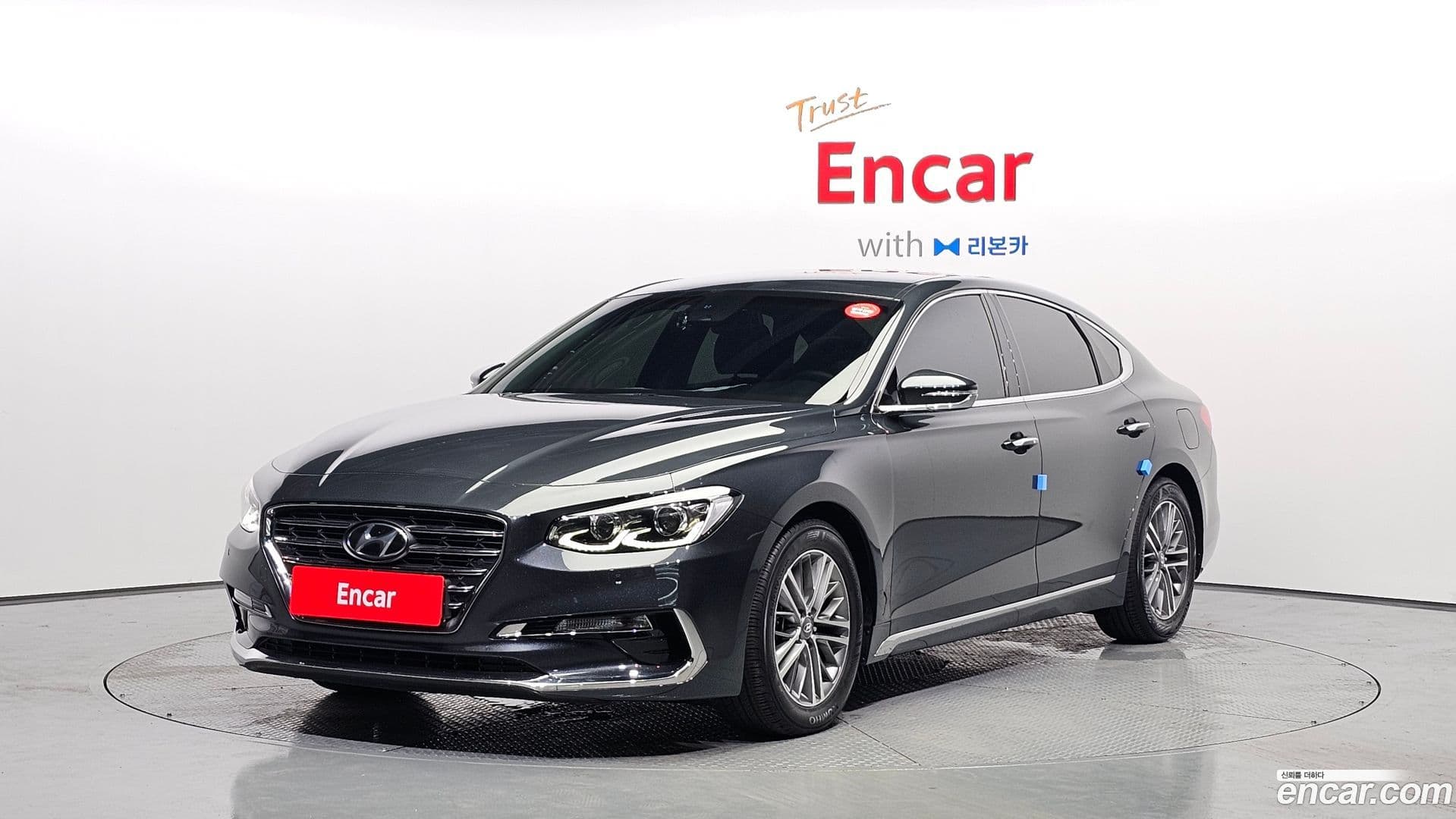 Main__Slider__Photo:Grandeur Hyundai 2017.5-0