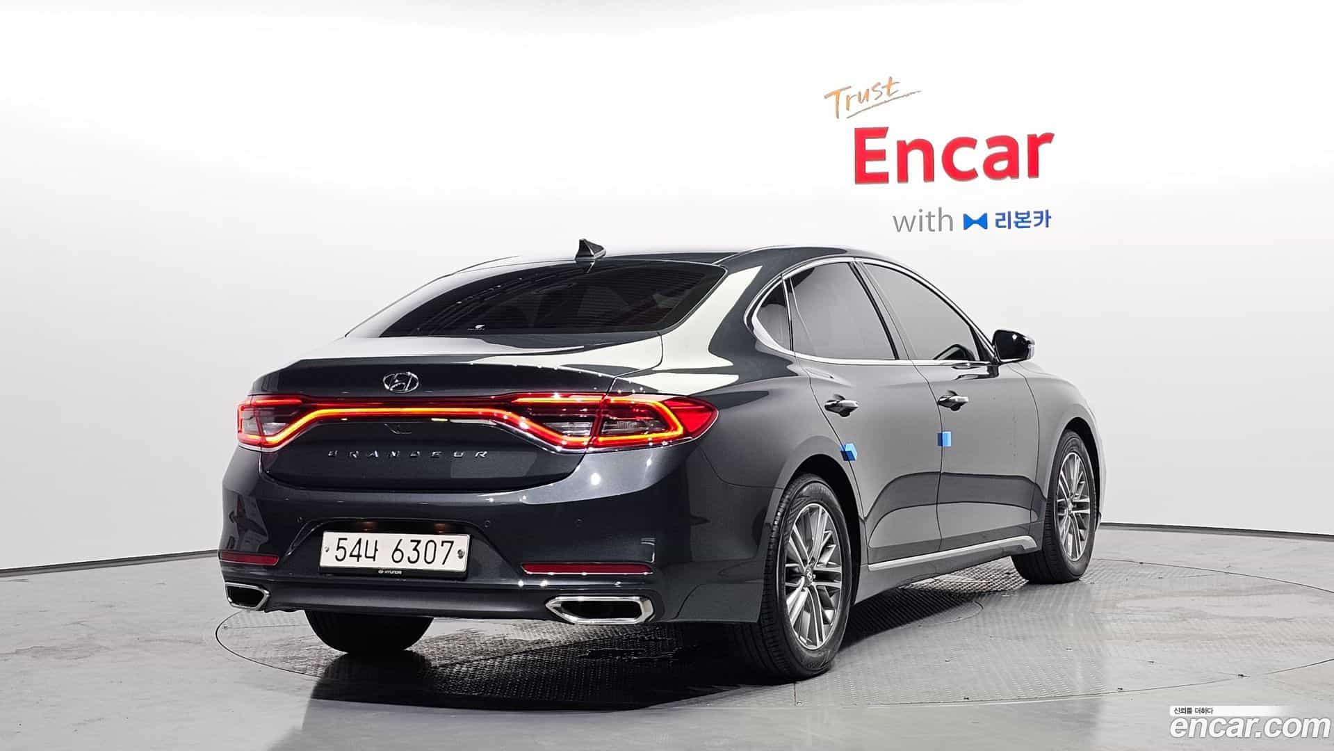 Grandeur Hyundai 2017.5-OUTER-002