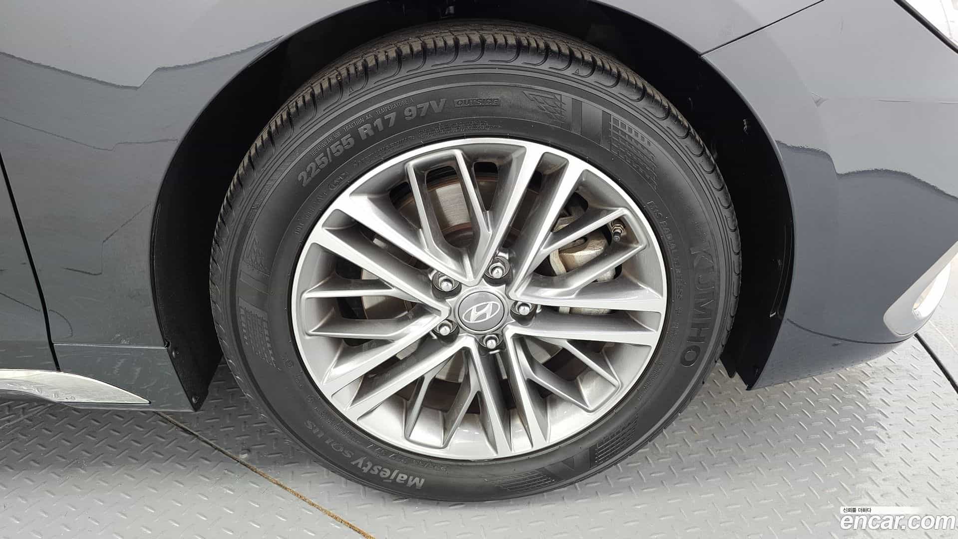Grandeur Hyundai 2017.5-OUTER-031