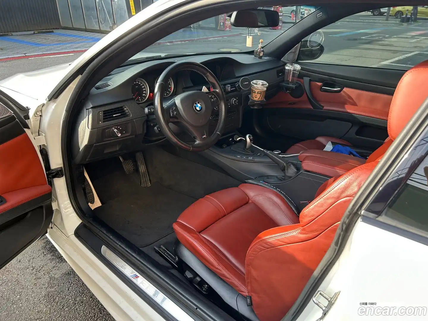 M3 BMW 2010.2-OUTER-003