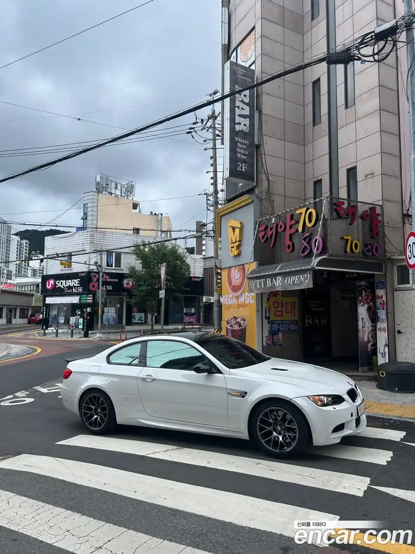M3 BMW 2010.2-OUTER-005