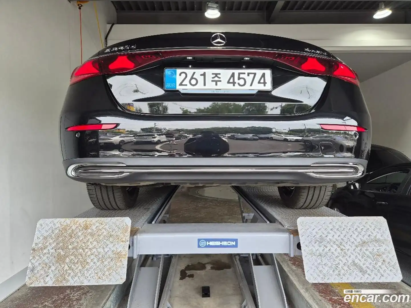 E-Class Mercedes-Benz 2025.6-OUTER-002