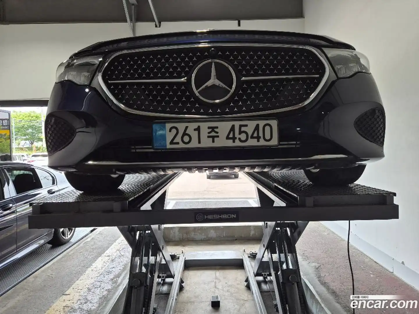 E-Class Mercedes-Benz 2025.6-OUTER-001