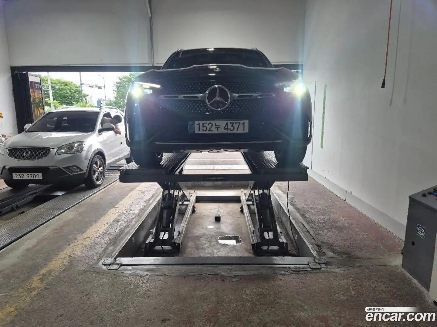 GLC-Class Mercedes-Benz 2025.6-OUTER-001