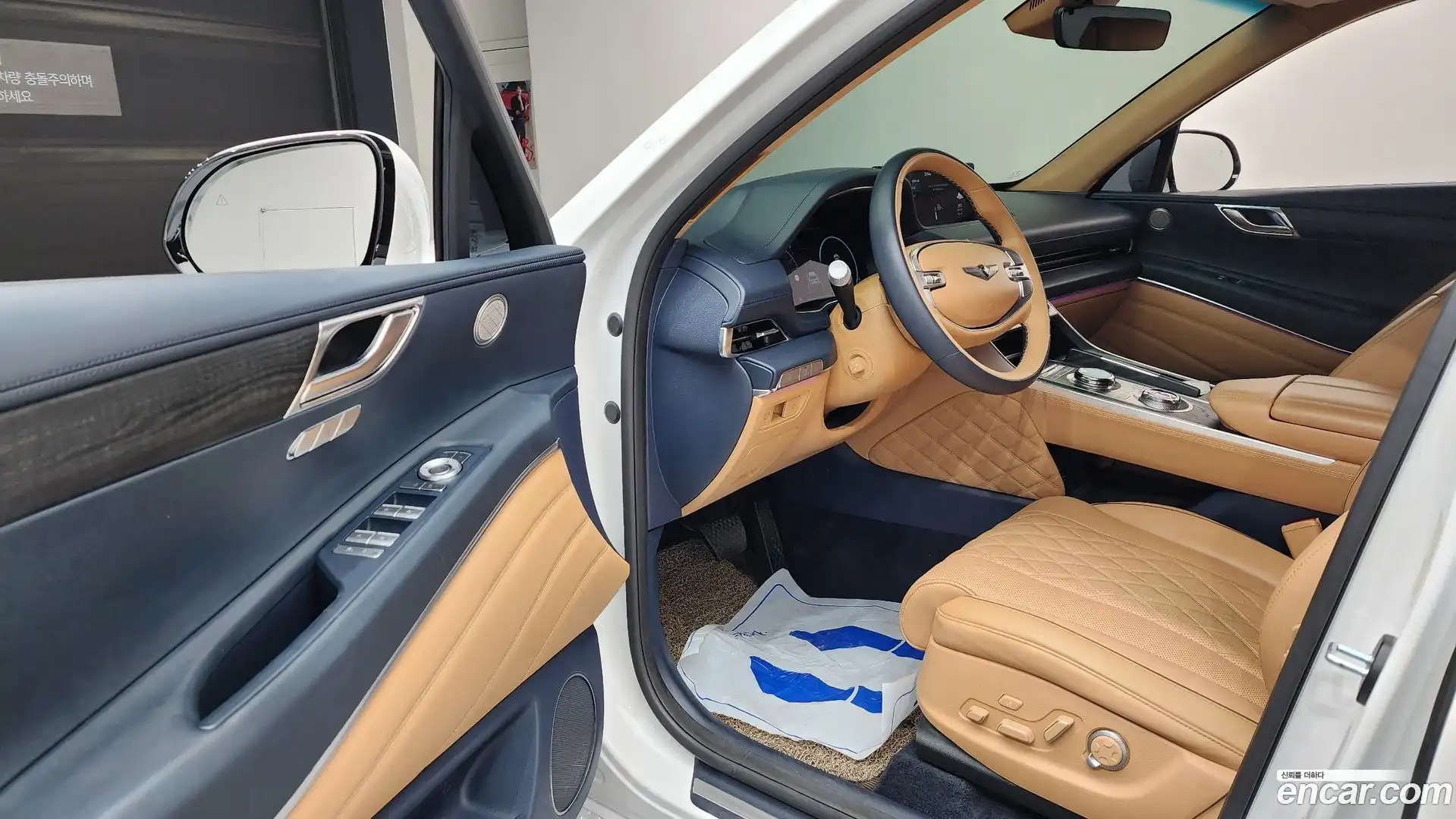 GV80 Genesis 2023.1-INNER-010