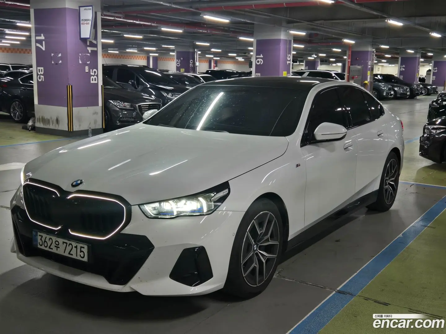 Main__Slider__Photo:5-Series BMW 2025.6-0