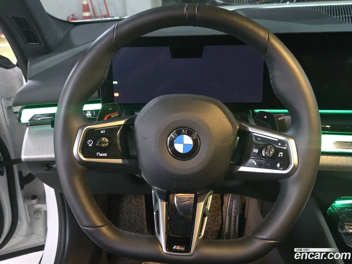 5-Series BMW 2025.6-INNER-008