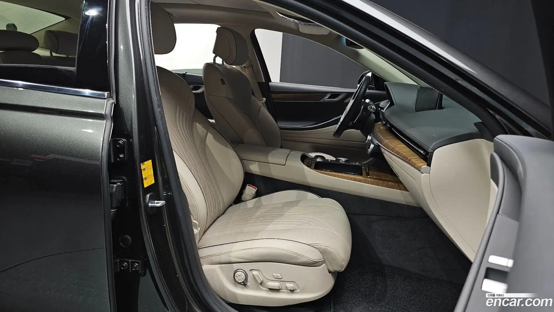 G80 Genesis 2023.5-INNER-010
