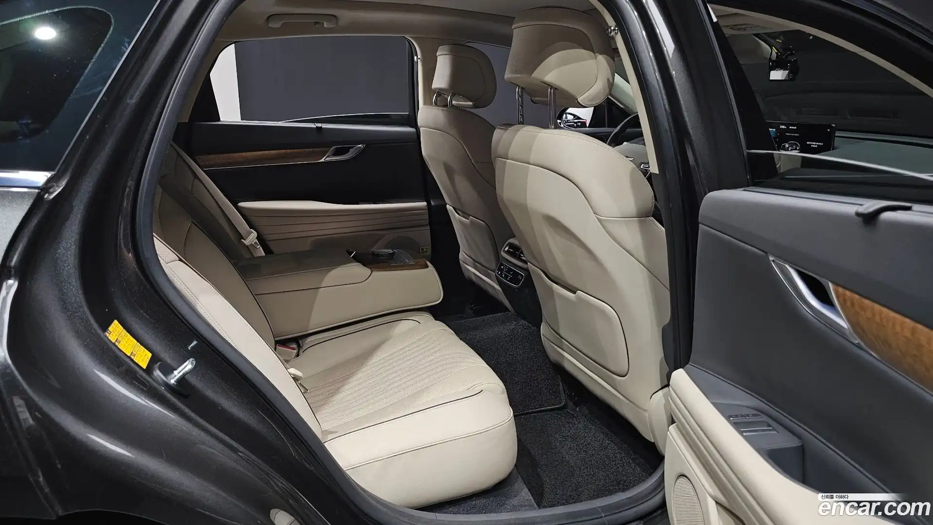 G80 Genesis 2023.5-INNER-036