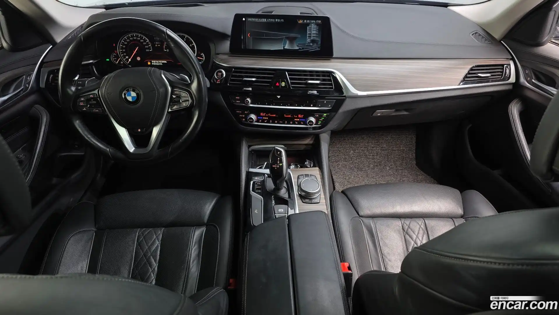 5-Series BMW 2018.5-INNER-007
