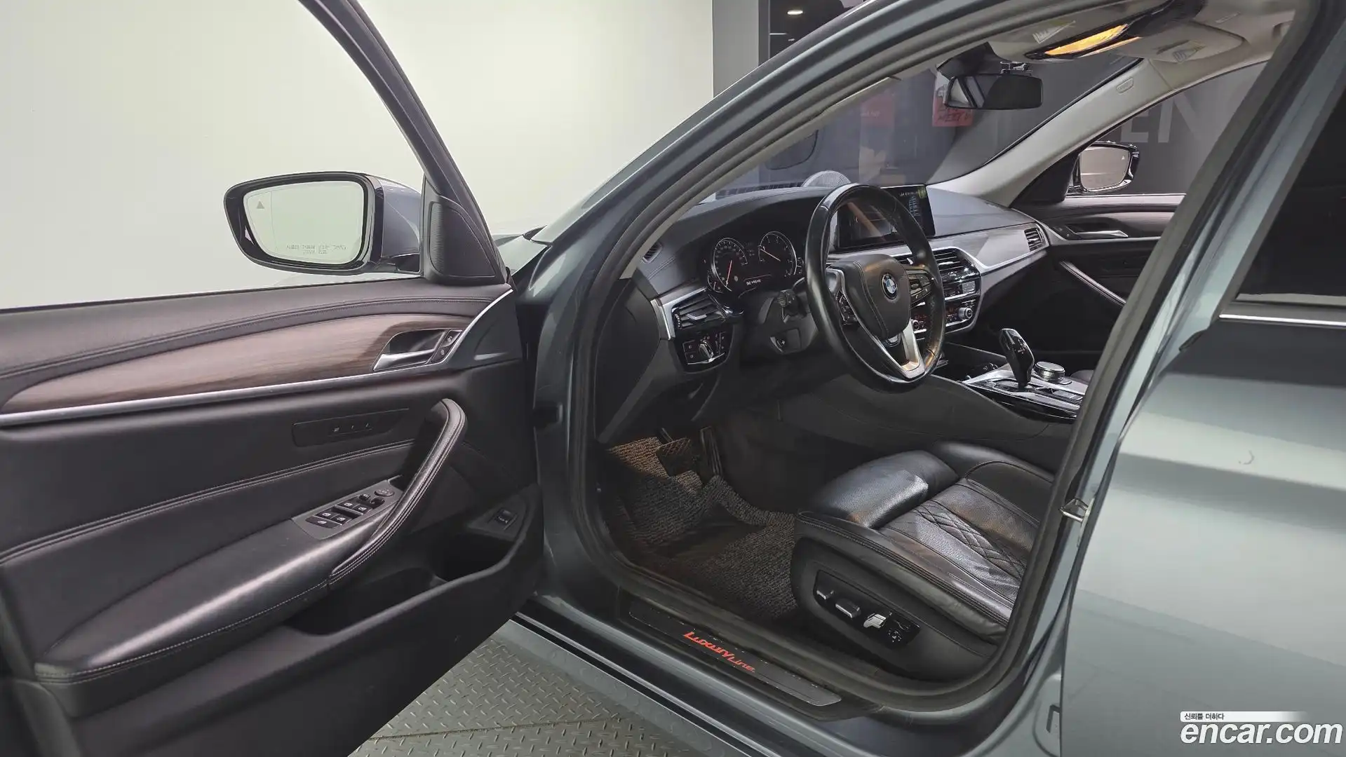 5-Series BMW 2018.5-INNER-010