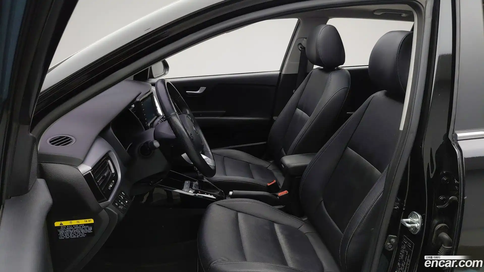 Stonic Kia 2019.0-INNER-010