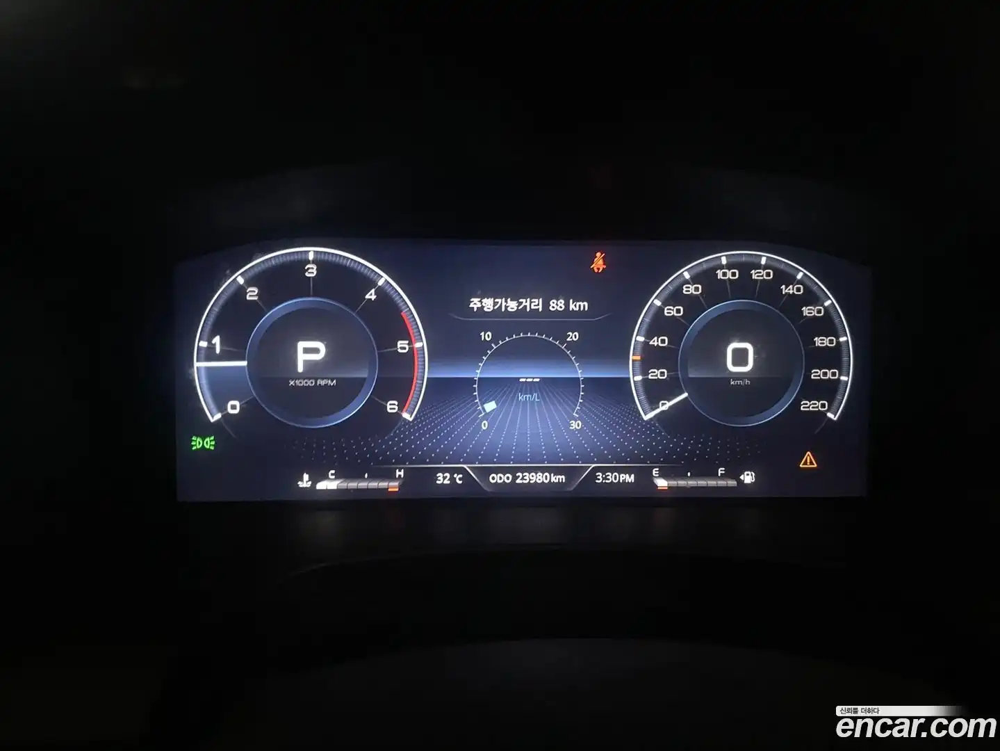 Rexton KG Mobility 2024.6-INNER-008