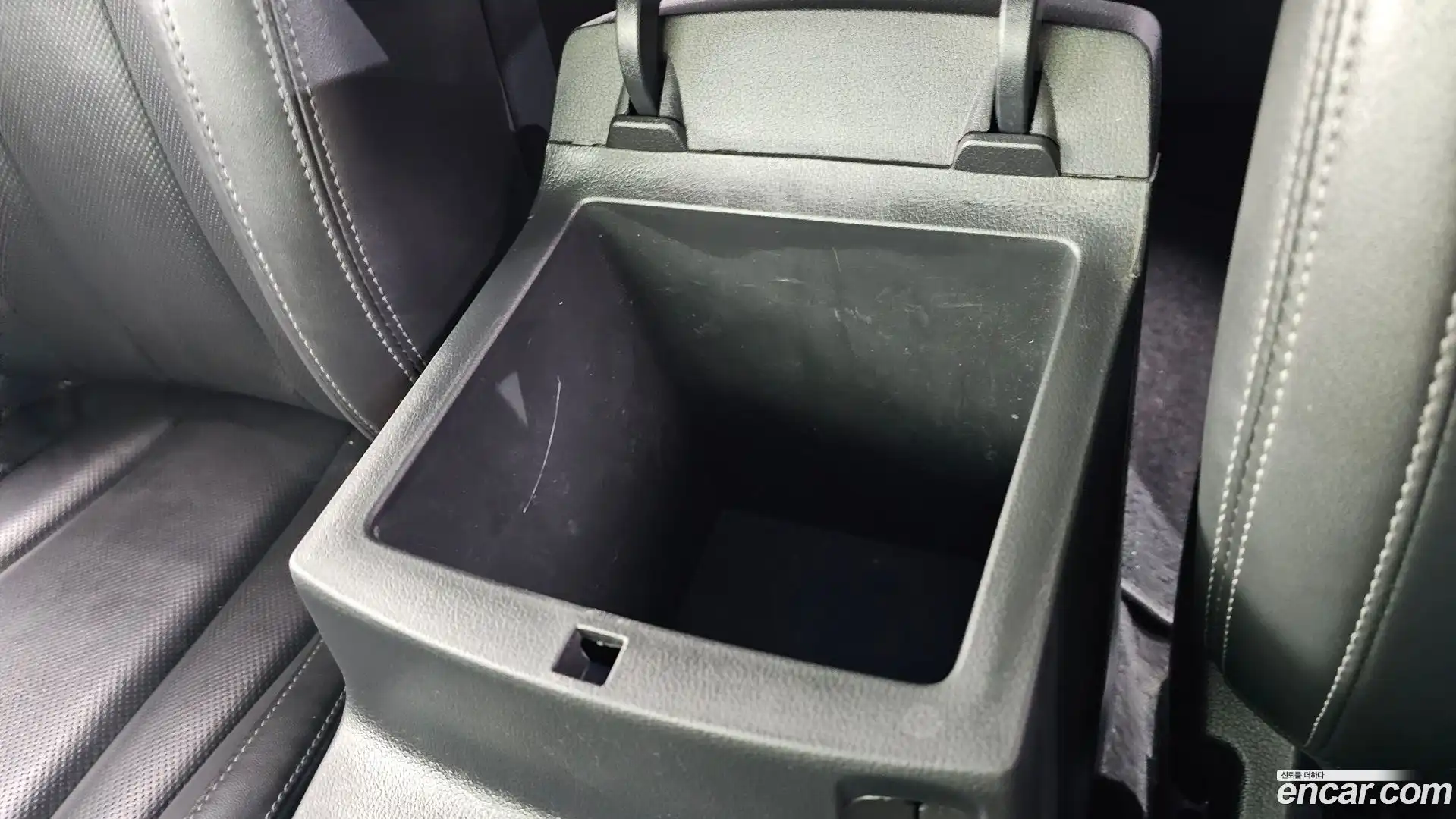 Rexton KG Mobility 2022.7-OPTION-042