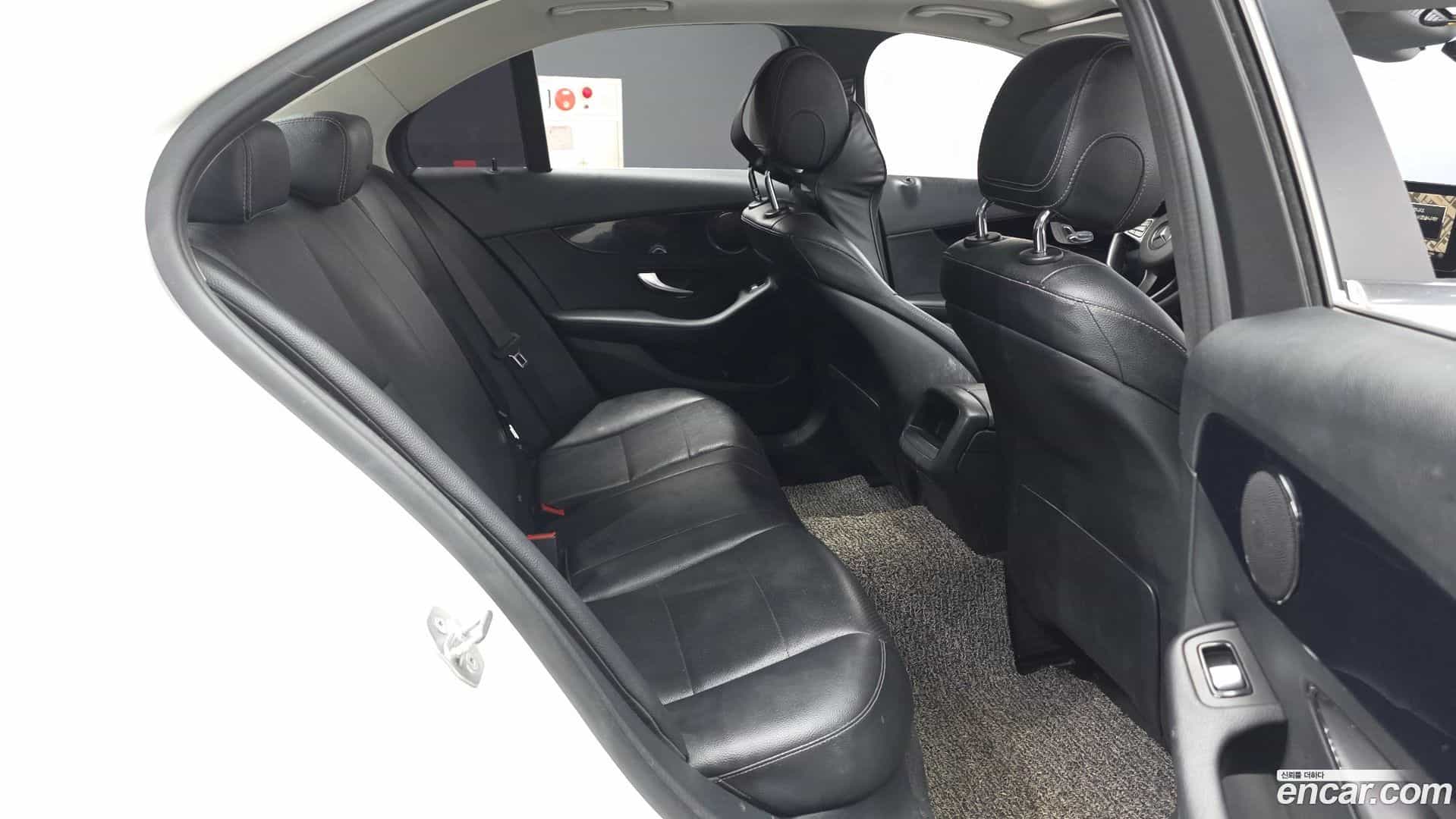 C-Class Mercedes-Benz 2016.10-OPTION-016