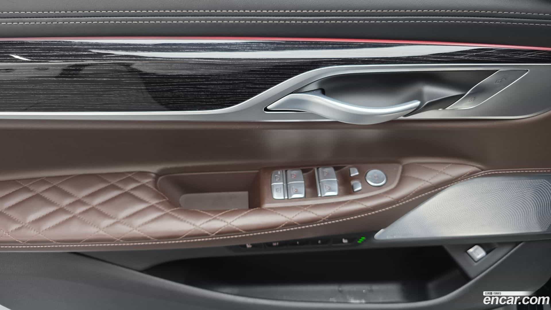 7-Series BMW 2022.1-OPTION-017