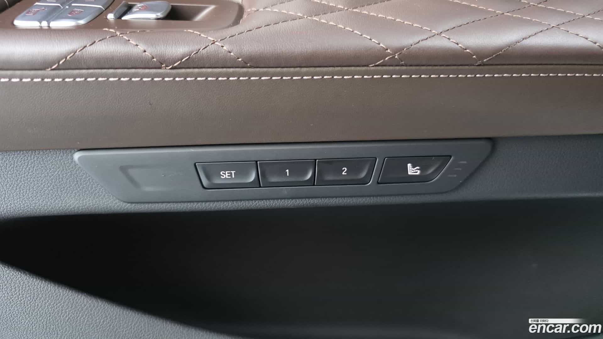 7-Series BMW 2022.1-OPTION-042