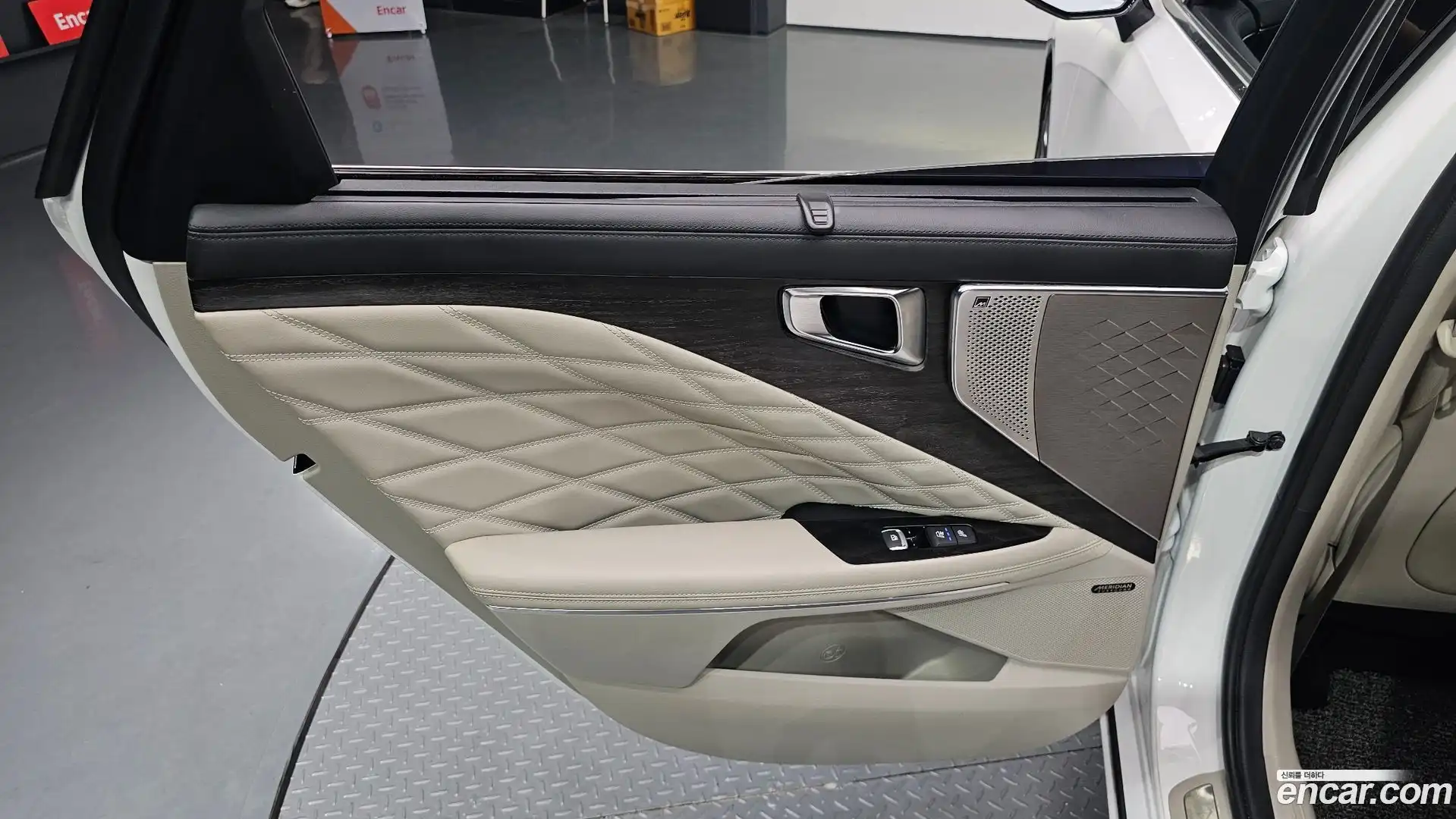K8 Kia 2021.5-INNER-035
