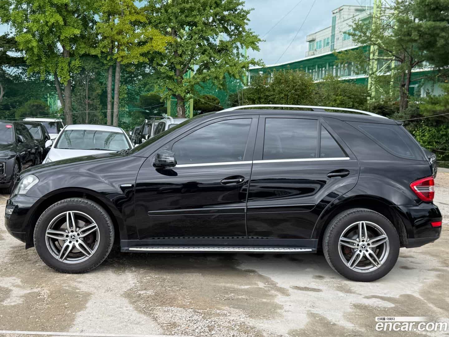 M-class Mercedes-Benz 2011.11-OUTER-003