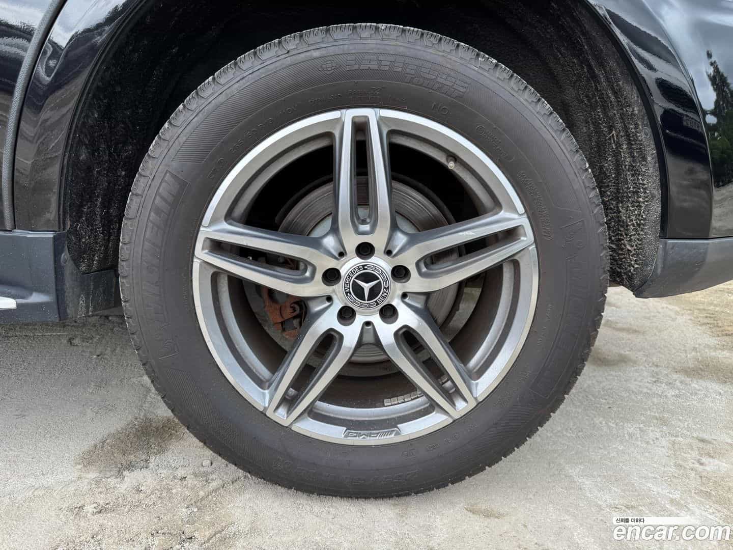 M-class Mercedes-Benz 2011.11-OPTION-024