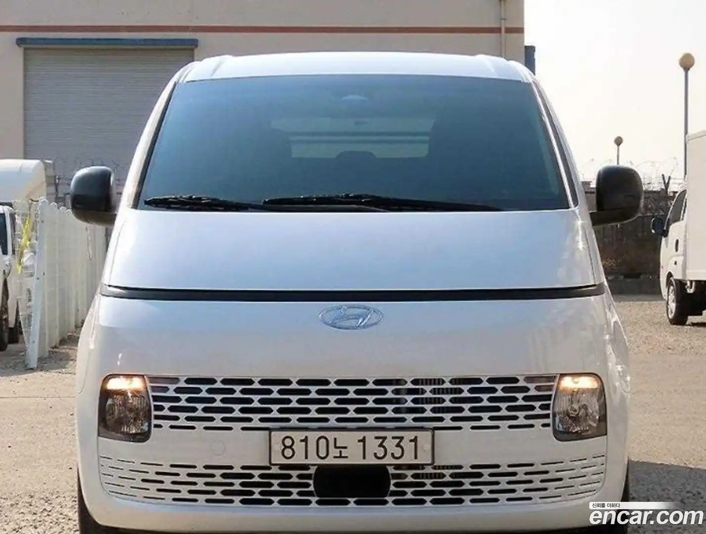 Staria Hyundai 2023.2-OUTER-001