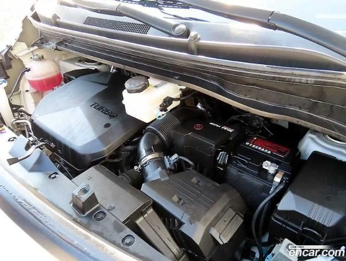 Staria Hyundai 2023.2-OPTION-020
