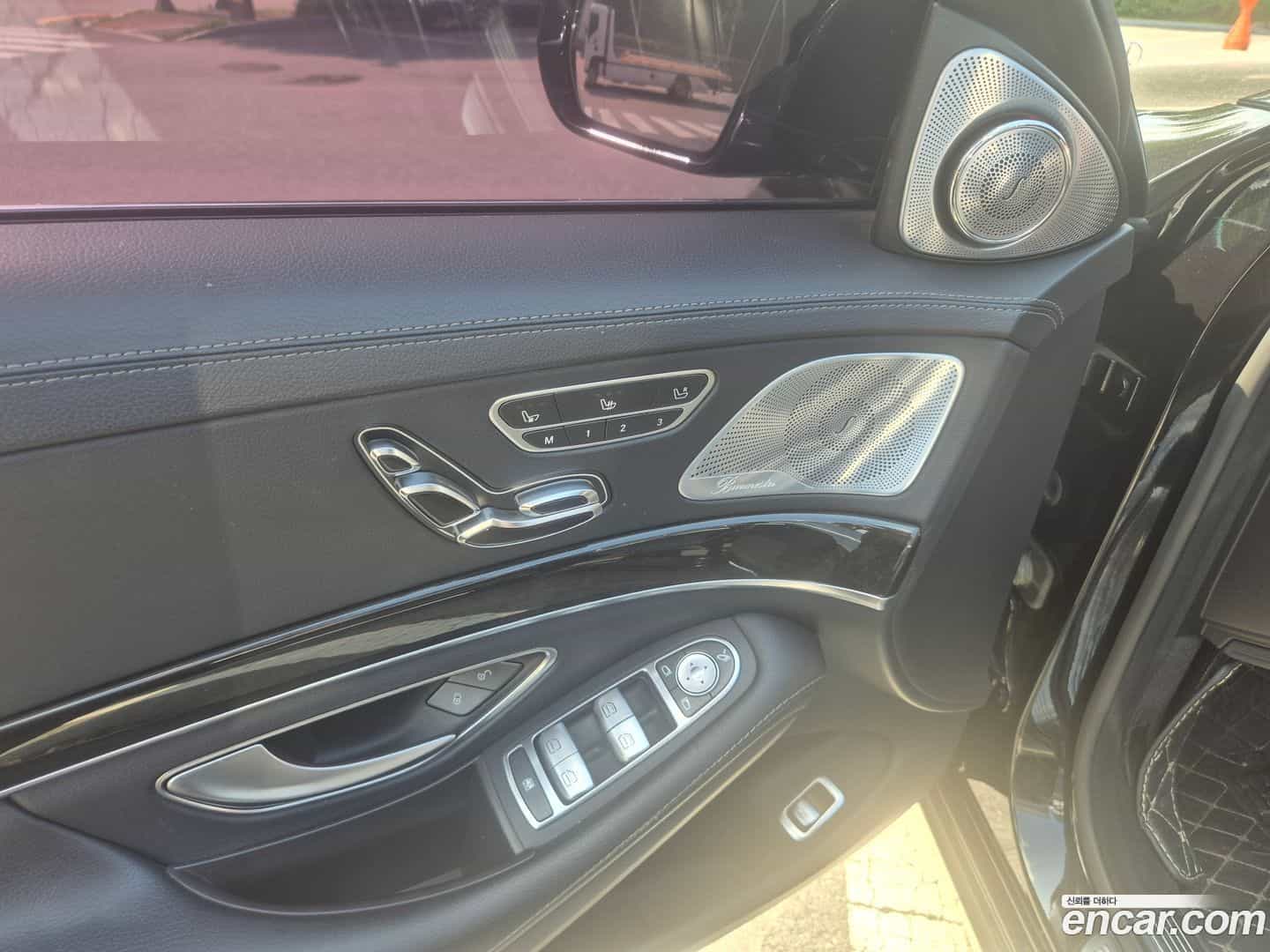 S-Class Mercedes-Benz 2015.5-OPTION-016