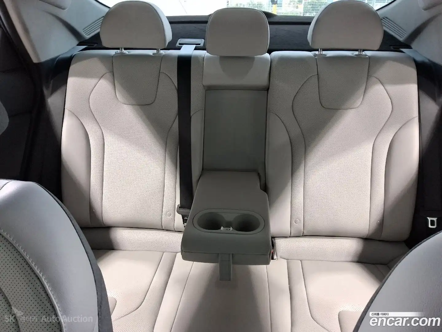 AVANTE Hyundai 2022.3-INNER-009