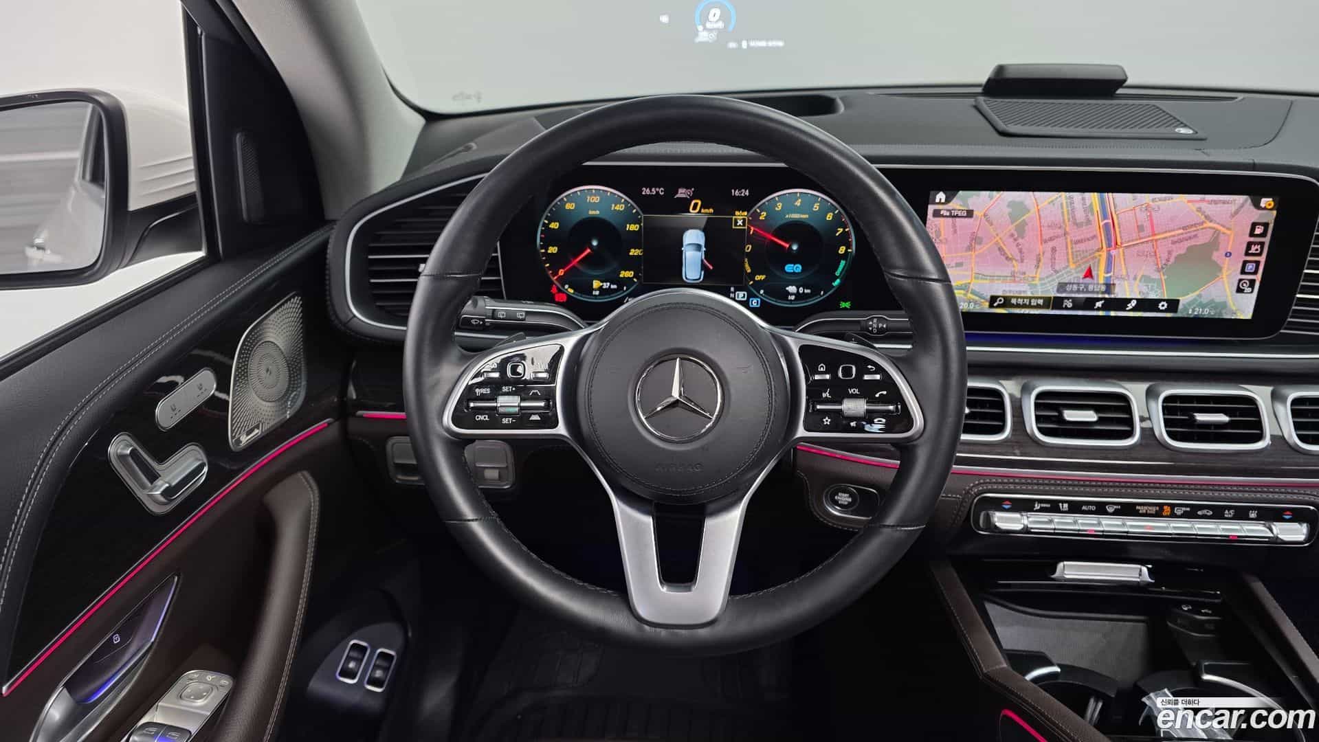 GLE-Class Mercedes-Benz 2022.8-OPTION-017