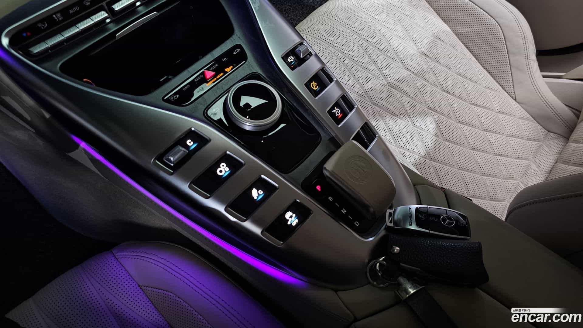 AMG GT Mercedes-Benz 2019.9-INNER-009